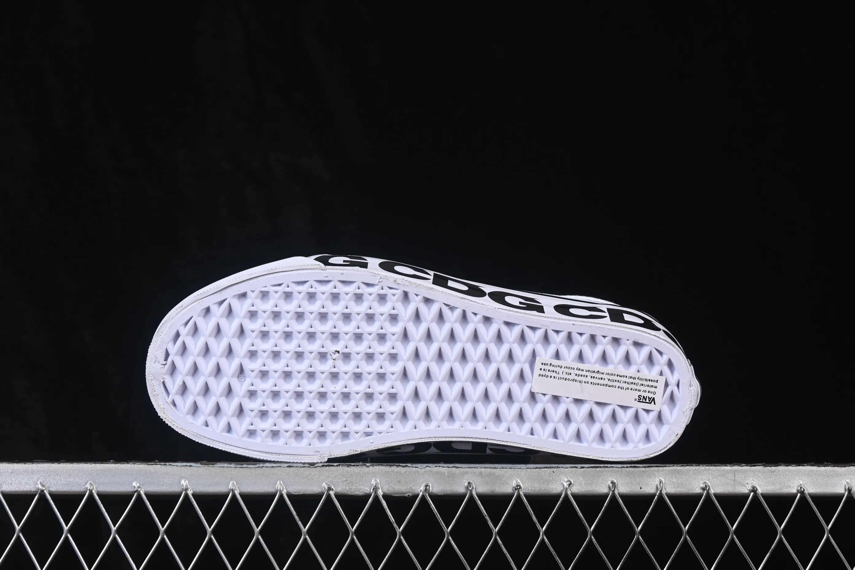 All categories Vans Vans series Vans Low Vans low top Vans Old Skool Vans low-top casual skateboard shoes VN0A4P3XQLZ